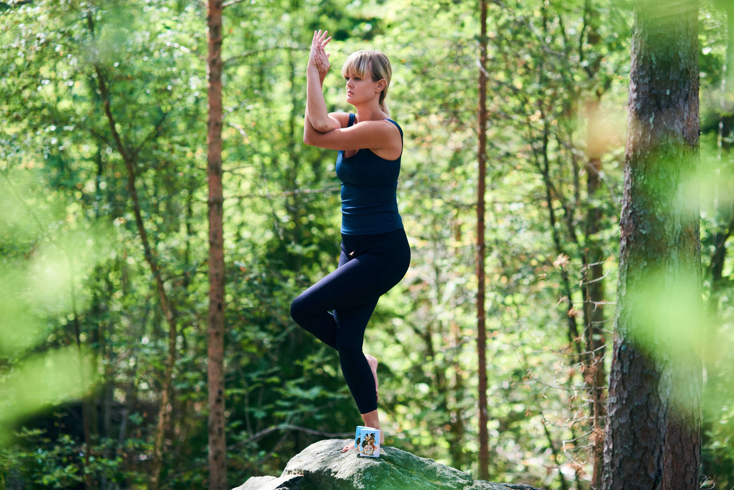 How Long to Hold Yoga Poses for Beginners: A Yoga Self-Practice Guide