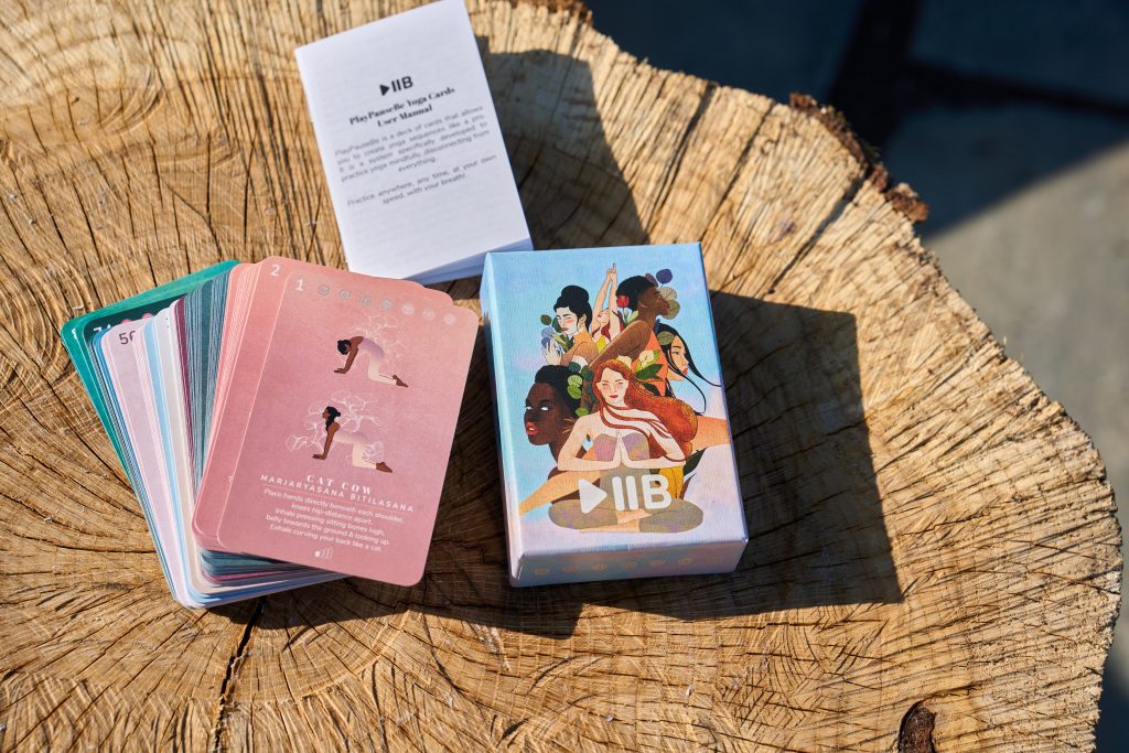 Playpausebe yoga deck
